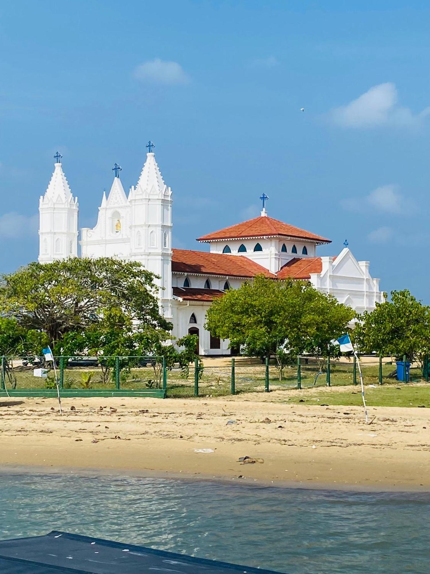 Villa Sethawadi Hotel And Kitesurf Centre Калпития Екстериор снимка